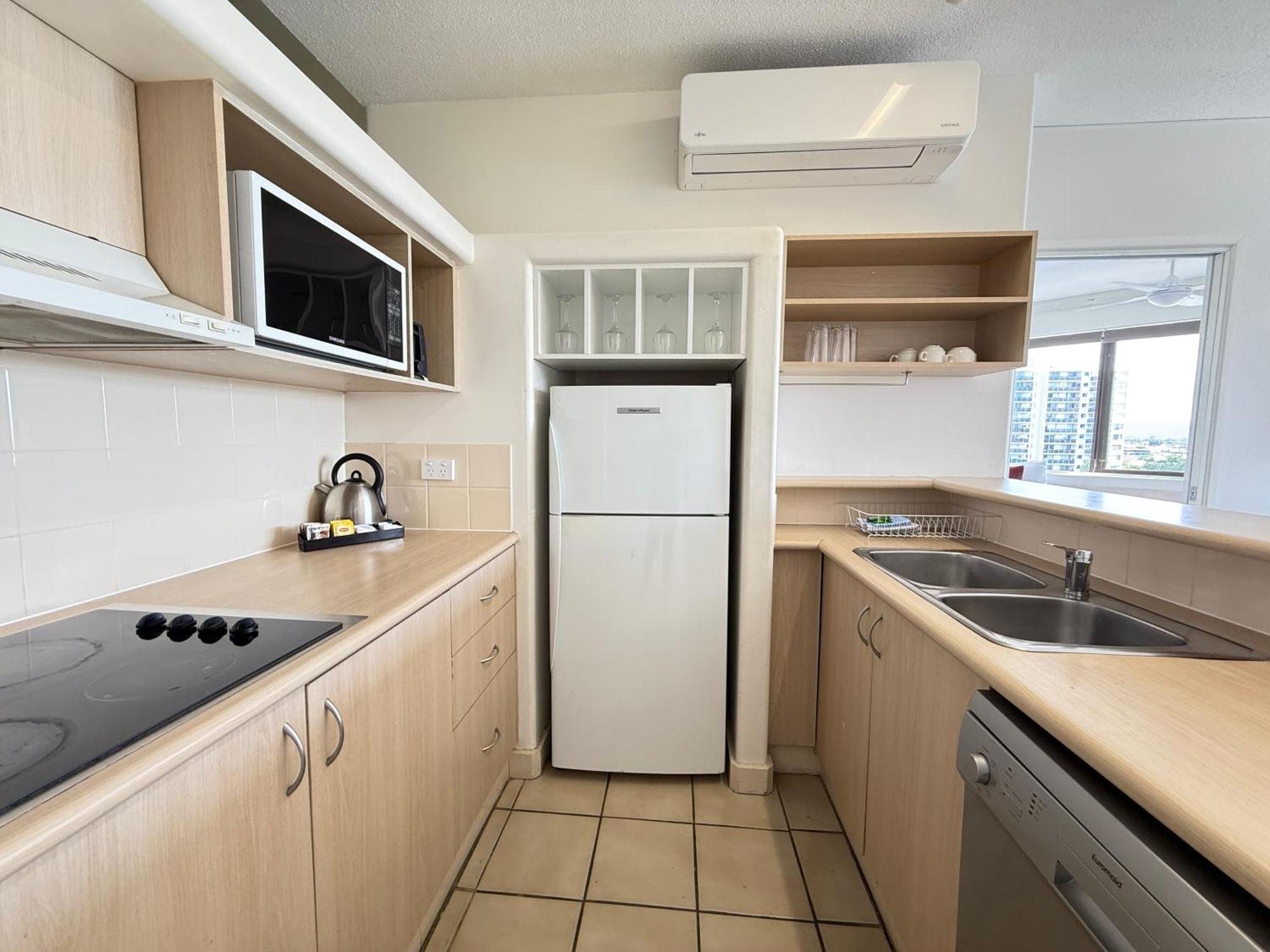 Tiki Hotel Apartments Surfers Paradise Χρυσή Ακτή Εξωτερικό φωτογραφία