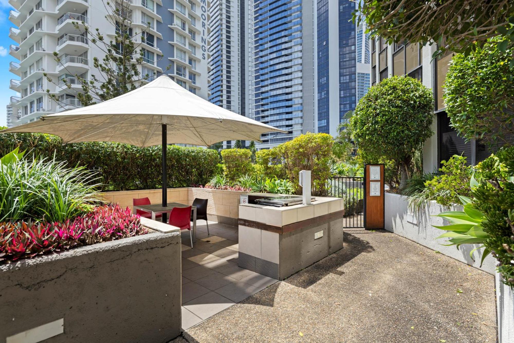 Tiki Hotel Apartments Surfers Paradise Χρυσή Ακτή Εξωτερικό φωτογραφία