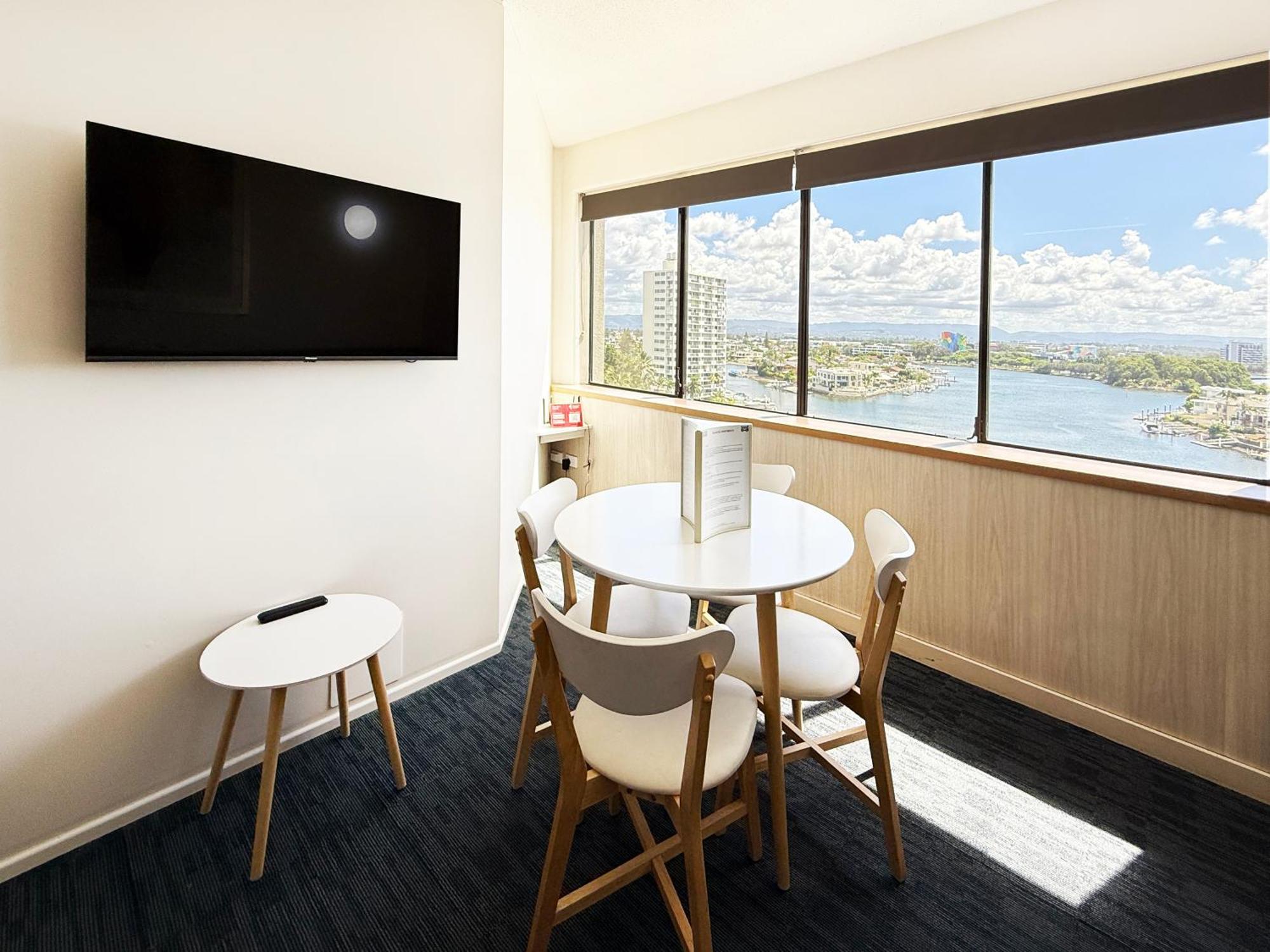Tiki Hotel Apartments Surfers Paradise Χρυσή Ακτή Εξωτερικό φωτογραφία