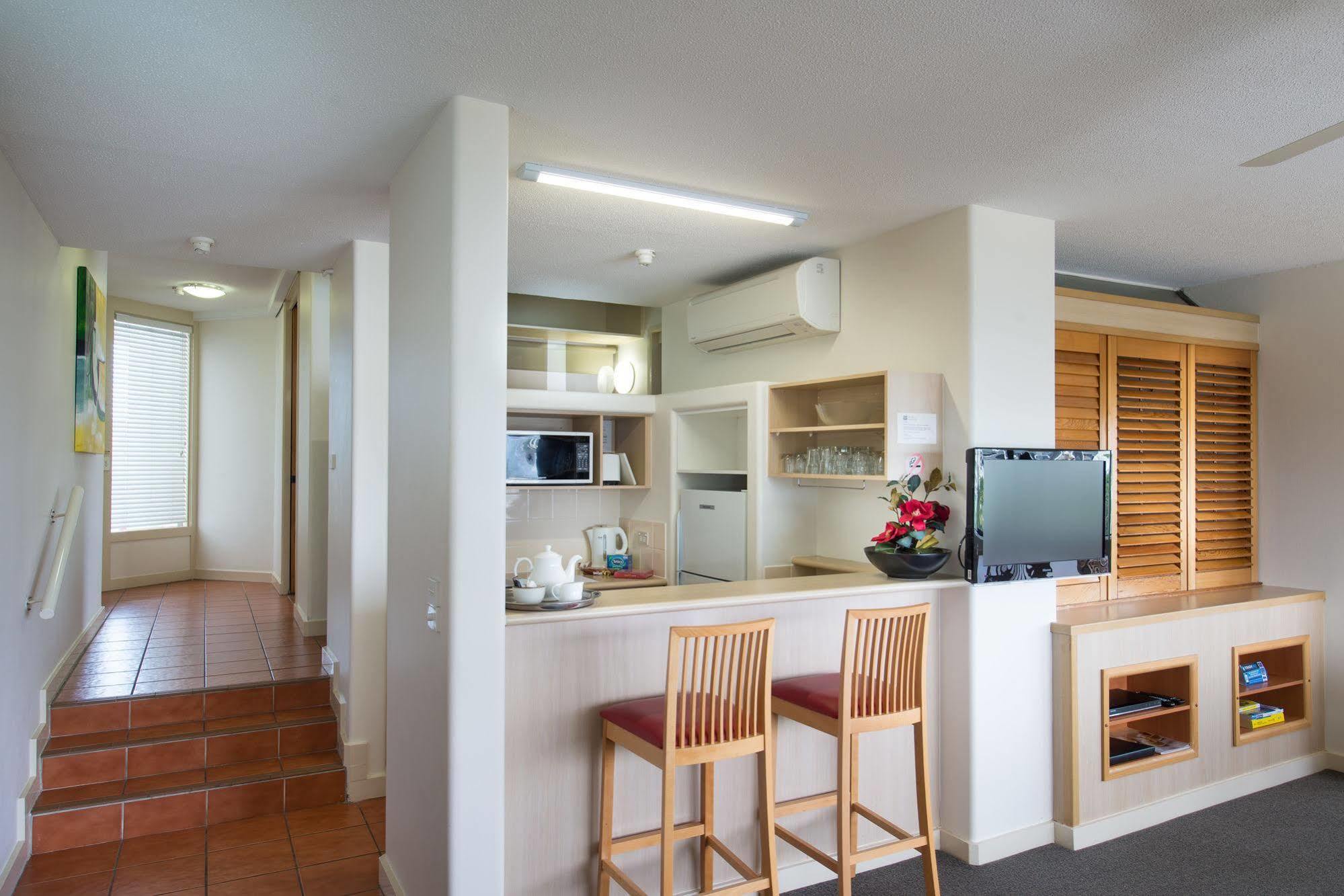 Tiki Hotel Apartments Surfers Paradise Χρυσή Ακτή Εξωτερικό φωτογραφία
